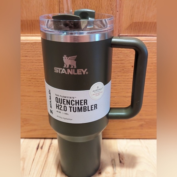 NWT Stanley 40oz Stainless Steel H2.0 Flowstate Quencher Tumbler Hearth & Hand™ - Picture 1 of 12